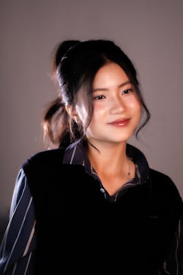 Sigrid, 25